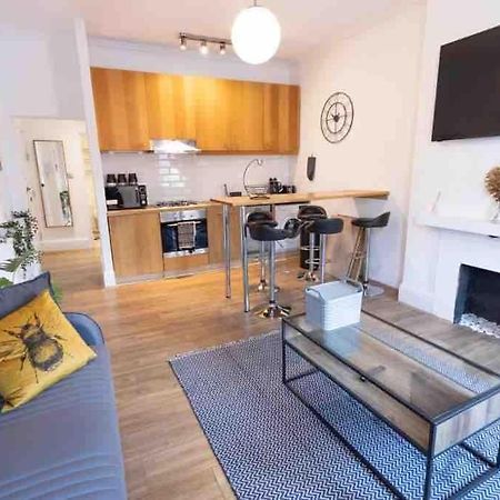 Lovely 2 Bedroom Apartment In Chelsea Sw3 London Kültér fotó